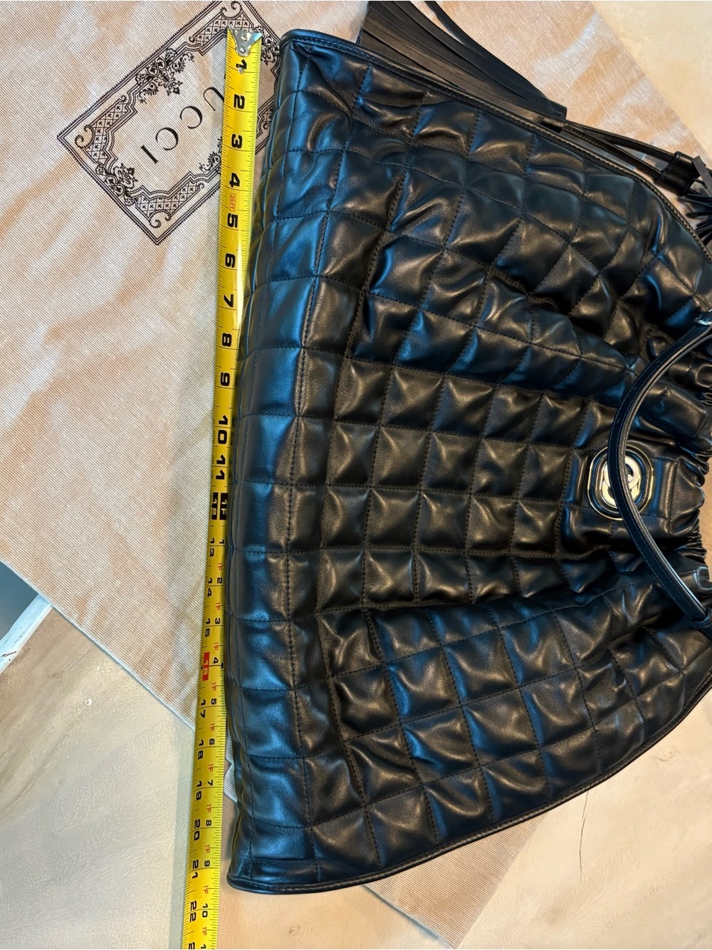 Gucci Black Quilted Leather Drawstring Shoulder Bag with tassels - Picture 9 of 13
